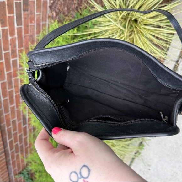 Vintage 90s Black Real Leather Shoulder Handbag Swagger Bag - Picture 9 of 12